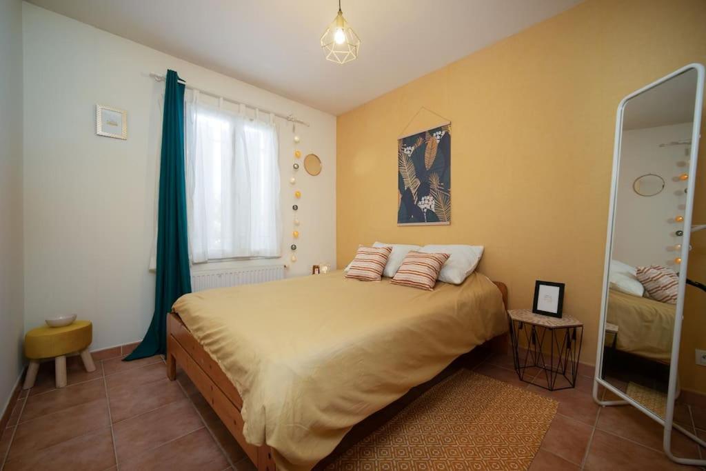 Appartement Tout Equipe Terrasse Et Parking Prive Марсель Екстер'єр фото